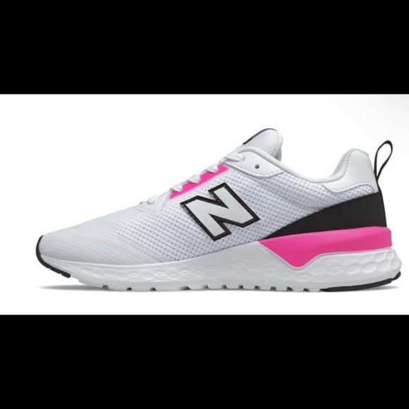 New in box, original New Balance, women’s size 6 - Picture 2 of 2